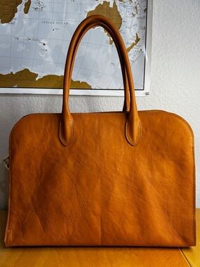 Viral TikTok Claudia Firenze Cognac Leather Tote